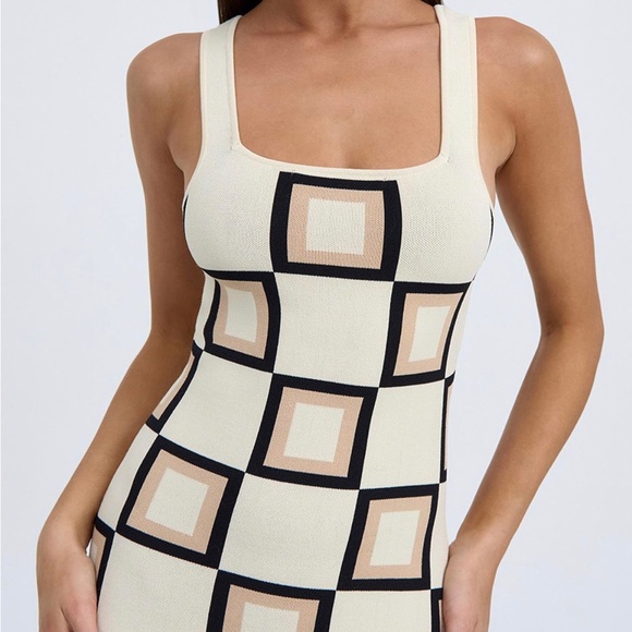 BRAND NEW BY JOHNNY DRESS - Picture 2 of 3